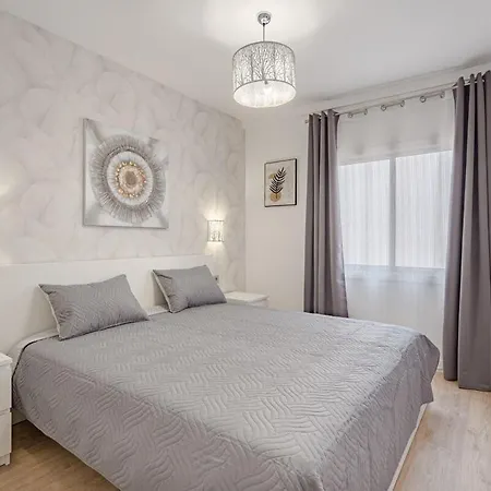 Modern And Cozy In Cristianos Los Cristianos (Tenerife)